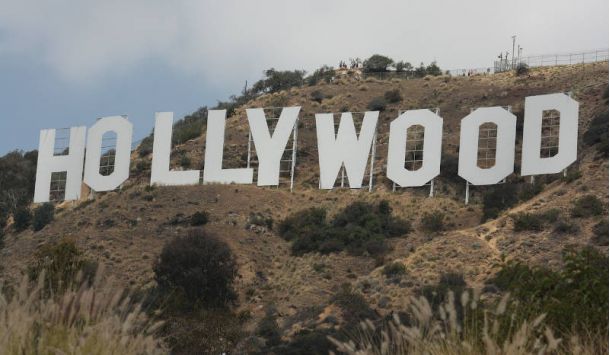 Celebridades con perdida auditiva