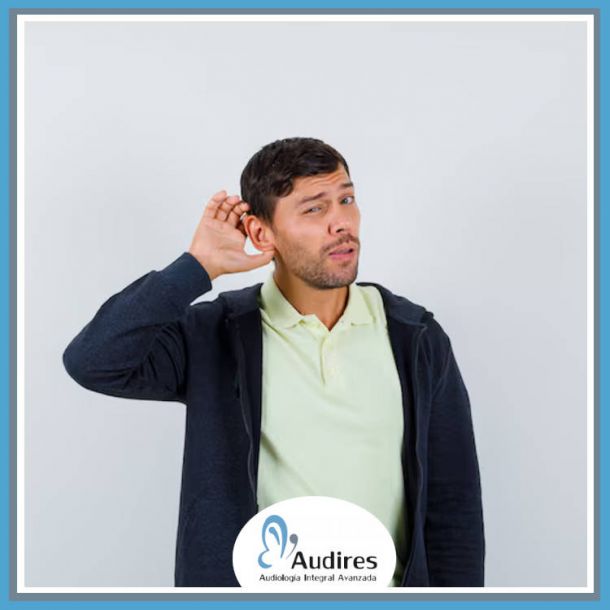 Hombre con problemas de audición